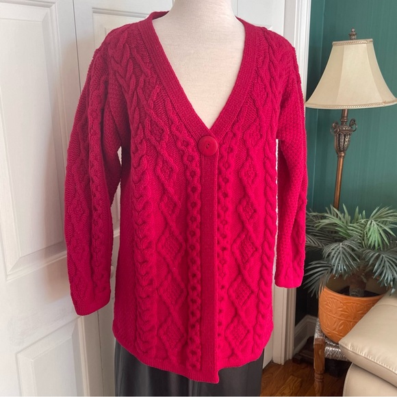 Aran Crafts 100% Merino Wool, Raspberry Cable Knit One Button Cardigan Sweater L - Picture 1 of 13